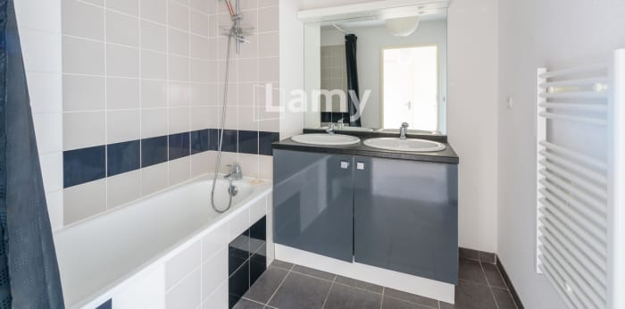 Image 10 sur 11 - Appartement  ·  Vente · Daux (31700) · 3 pièces · 63m²