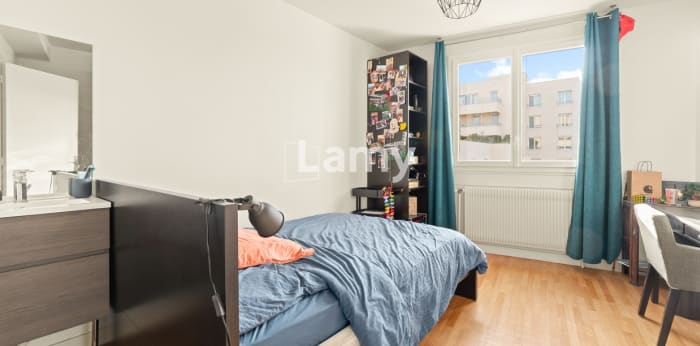 Image 4 sur 9 - Appartement  ·  Vente · Villeurbanne (69100) · 4 pièces · 84m²