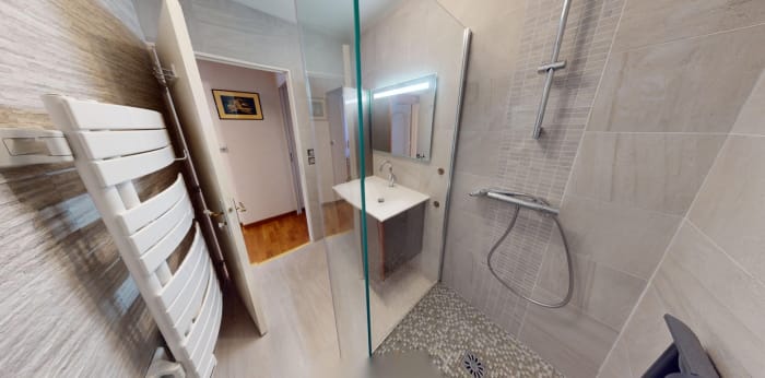 Image 5 sur 8 - Appartement  ·  Vente · Bordeaux (33200) · 3 pièces · 75m²