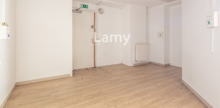Image 7 sur 10 - Local  ·  Vente · Villard De Lans (38250) · 3 pièces · 123m²