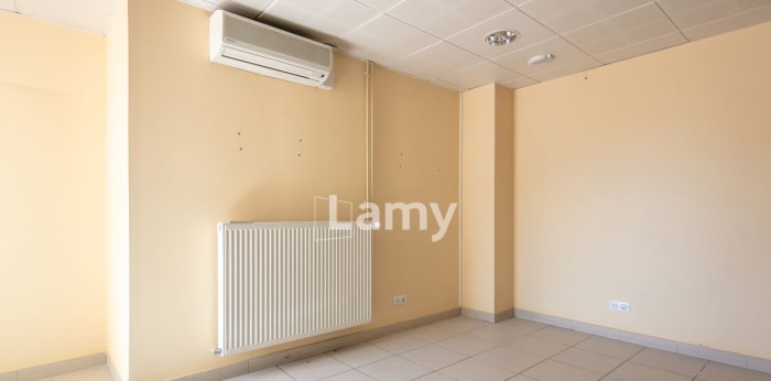 Image 8 sur 10 - Local  ·  Vente · Villard De Lans (38250) · 3 pièces · 123m²