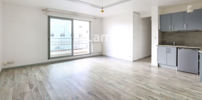 Image 2 sur 12 - Appartement  ·  Vente · La Rochelle (17000) · 3 pièces · 66m²