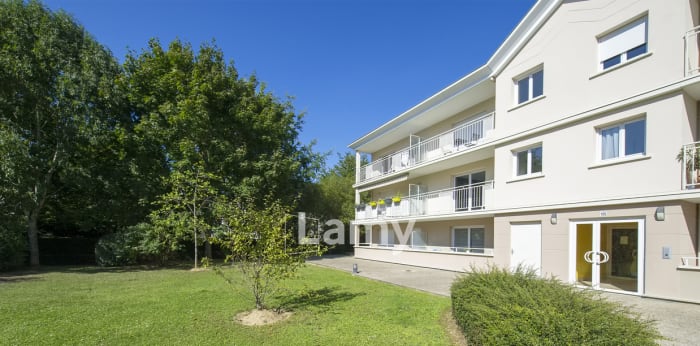 Image 1 sur 8 - Appartement  ·  Vente · Guyancourt (78280) · 1 pièce · 19m²