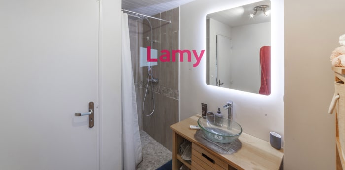 Image 10 sur 12 - Appartement  ·  Vente · Besancon (25000) · 4 pièces · 137m²