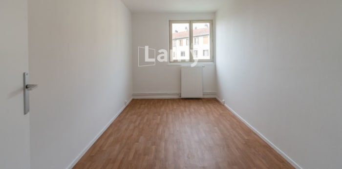 Image 5 sur 9 - Appartement  ·  Vente · Drancy (93700) · 5 pièces · 82m²