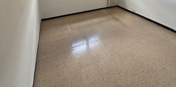 Image 7 sur 8 - Appartement  ·  Vente · Salon De Provence (13300) · 5 pièces · 82m²