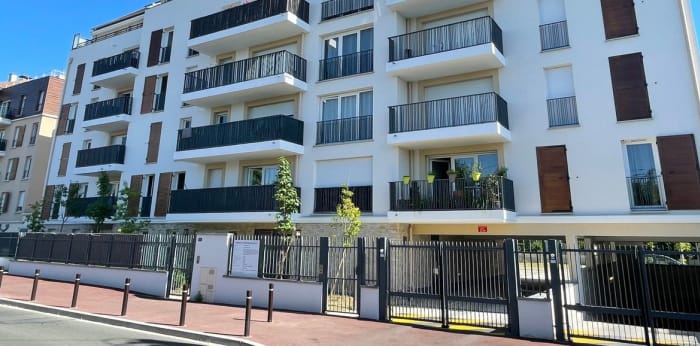 Image 1 sur 9 - Appartement  ·  Vente · Ermont (95120) · 2 pièces · 40m²