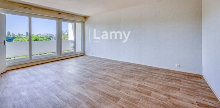 Image 8 sur 14 - Appartement  ·  Vente · Lormont (33310) · 3 pièces · 66m²