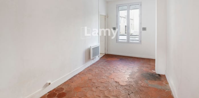 Image 3 sur 8 - Appartement  ·  Vente · Paris (75010) · 2 pièces · 33m²
