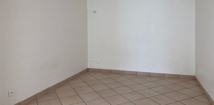 Image 5 sur 10 - Appartement  ·  Vente · St Ouen L Aumone (95310) · 1 pièce · 40m²