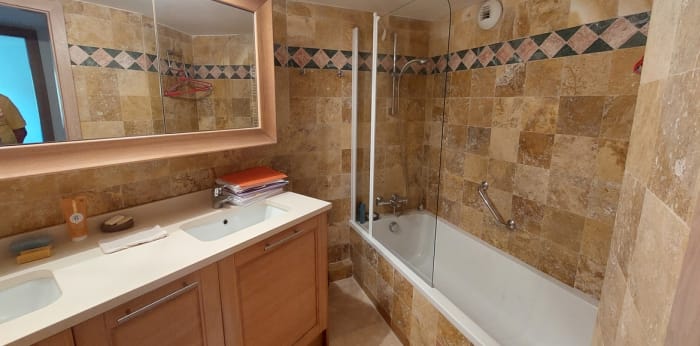 Image 9 sur 14 - Appartement  ·  Vente · Cavalaire Sur Mer (83240) · 3 pièces · 72m²