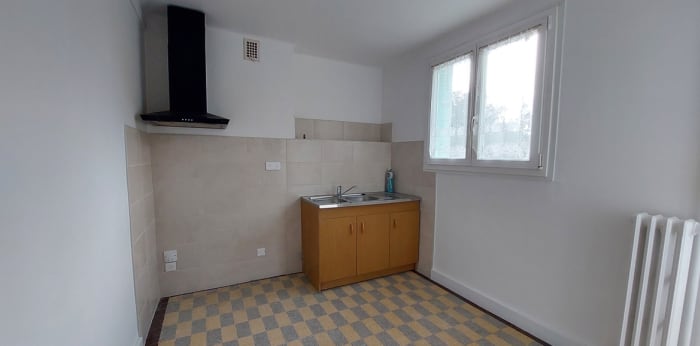 Image 8 sur 10 - Appartement  ·  Vente · Sisteron (04200) · 4 pièces · 75m²