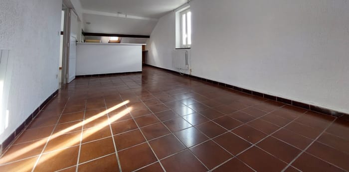 Image 2 sur 6 - Appartement  ·  Vente · Digne Les Bains (04000) · 3 pièces · 63m²