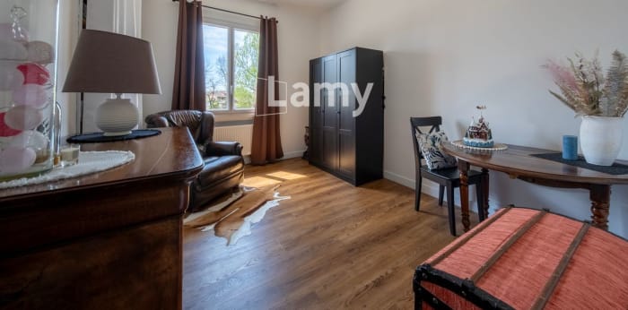 Image 8 sur 14 - Maison/villa  ·  Vente · Venerque (31810) · 5 pièces · 186m²