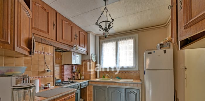 Image 7 sur 13 - Appartement  ·  Vente · Nimes (30000) · 4 pièces · 70m²