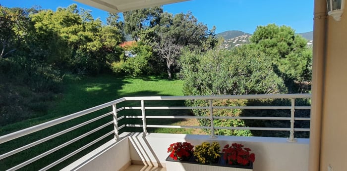 Image 3 sur 14 - Appartement  ·  Vente · Cavalaire Sur Mer (83240) · 3 pièces · 72m²