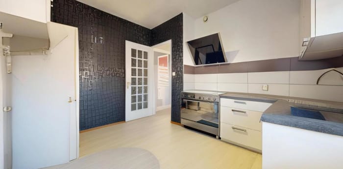 Image 4 sur 9 - Appartement  ·  Vente · Vesoul (70000) · 5 pièces · 98m²