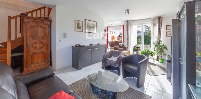 Image 5 sur 12 - Maison/villa  ·  Vente · Besancon (25000) · 5 pièces · 107m²