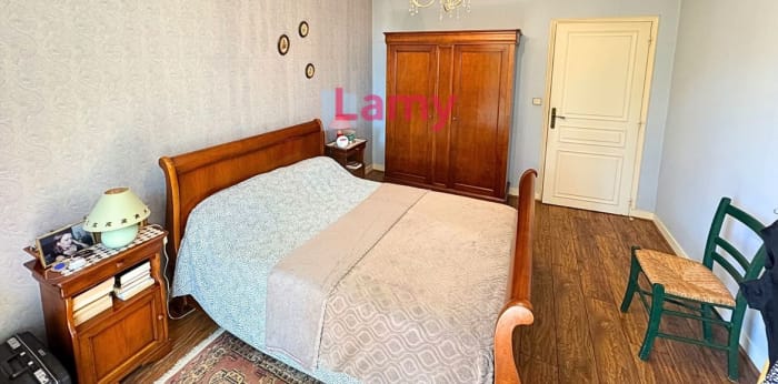 Image 6 sur 9 - Maison/villa  ·  Vente · Vicq Sur Breuilh (87260) · 7 pièces · 132m²
