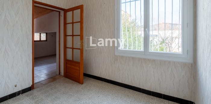 Image 9 sur 20 - Maison/villa  ·  Vente · La Fare Les Oliviers (13580) · 5 pièces · 155m²