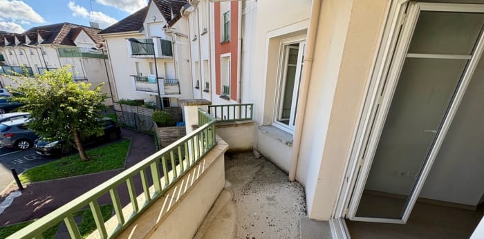 Image 2 sur 9 - Appartement  ·  Vente · Persan (95340) · 2 pièces · 37m²