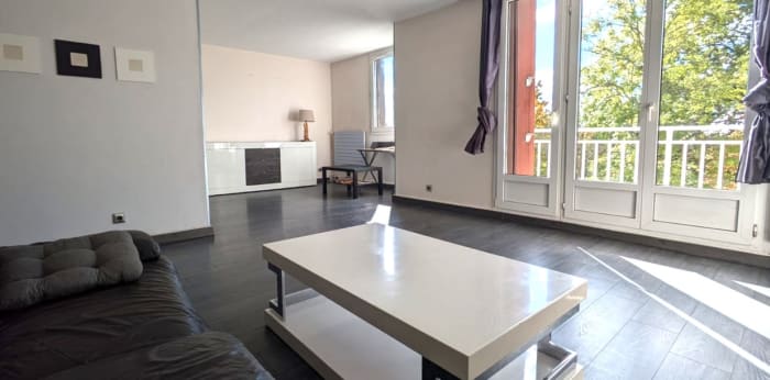 Image 3 sur 11 - Appartement  ·  Vente · Versailles (78000) · 4 pièces · 68m²