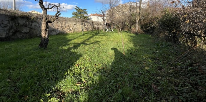 Image 10 sur 11 - Maison/villa  ·  Vente · Le Breuil Sur Couze (63340) · 5 pièces · 130m²