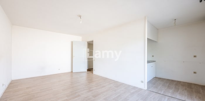 Image 3 sur 9 - Appartement  ·  Vente · Le Bouscat (33110) · 2 pièces · 47m²
