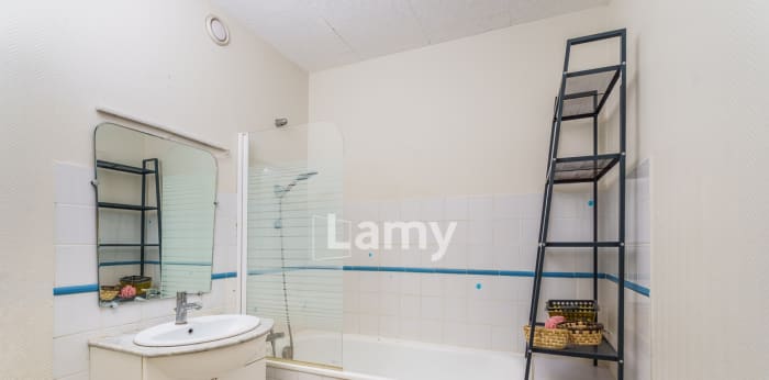 Image 6 sur 9 - Appartement  ·  Vente · Dijon (21000) · 4 pièces · 74m²