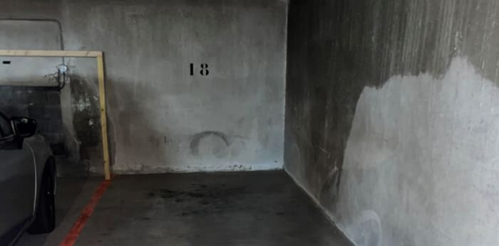 Image 3 sur 3 - Parking/box  ·  Vente · Poissy (78300) · 1 pièce · 13m²