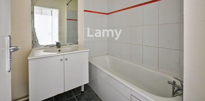 Image 2 sur 14 - Appartement  ·  Vente · Poissy (78300) · 3 pièces · 64m²