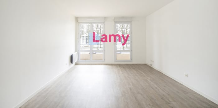Image 3 sur 8 - Appartement  ·  Vente · Orleans (45000) · 2 pièces · 54m²