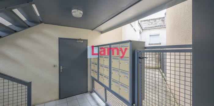 Image 8 sur 9 - Appartement  ·  Vente · Bordeaux (33800) · 1 pièce · 19m²
