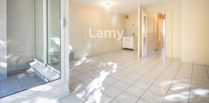 Image 6 sur 10 - Appartement  ·  Vente · Grenoble (38000) · 2 pièces · 43m²