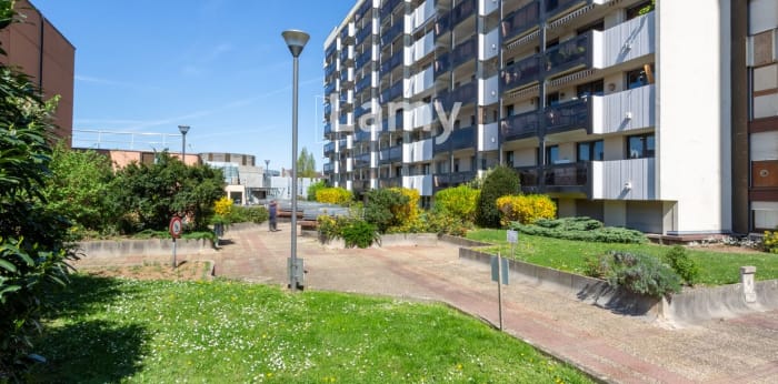 Image 3 sur 10 - Appartement  ·  Vente · Strasbourg (67000) · 4 pièces · 103m²