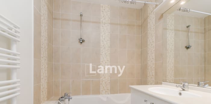 Image 9 sur 10 - Appartement  ·  Vente · Les Sables D Olonne (85100) · 3 pièces · 56m²