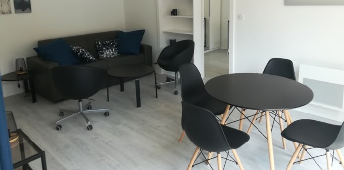 Image 2 sur 8 - Appartement  ·  Vente · Annecy (74000) · 2 pièces · 48m²