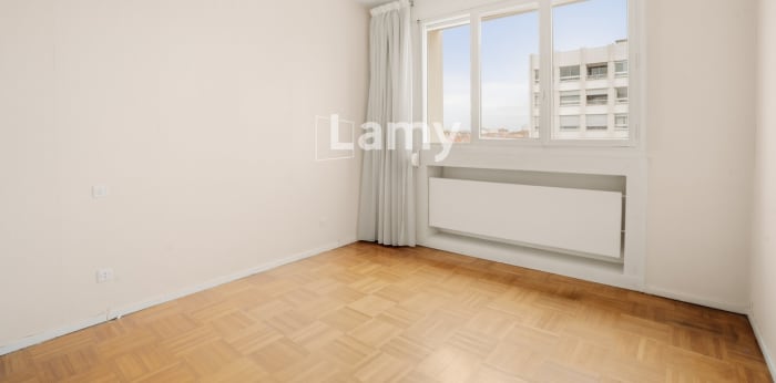 Image 7 sur 12 - Appartement  ·  Vente · Lyon (69006) · 4 pièces · 79m²