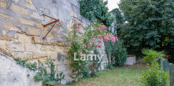 Image 1 sur 9 - Appartement  ·  Vente · Bordeaux (33000) · 2 pièces · 27m²