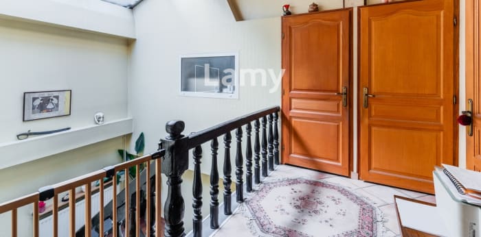 Image 3 sur 7 - Immeuble  ·  Vente · Metz (57000) · 259m²