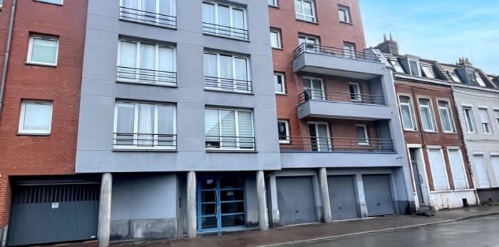 Image 1 sur 2 - Parking/box  ·  Vente · Lille (59800)