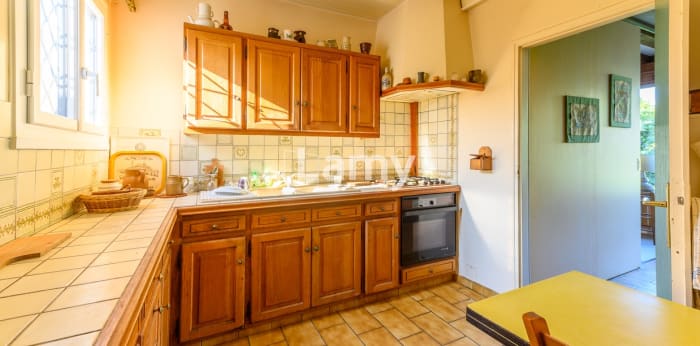 Image 4 sur 11 - Maison/villa  ·  Vente · Ozoir La Ferriere (77330) · 6 pièces · 122m²