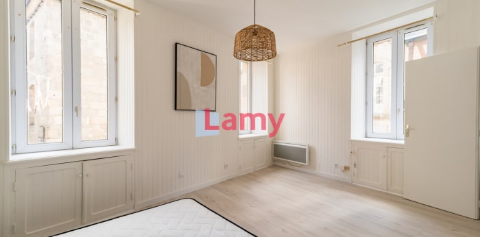 Image 5 sur 11 - Immeuble  ·  Vente · Lannion (22300) · 167m²