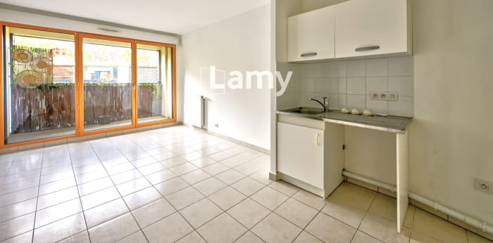 Image 1 sur 8 - Appartement  ·  Vente · Chaville (92370) · 2 pièces · 43m²