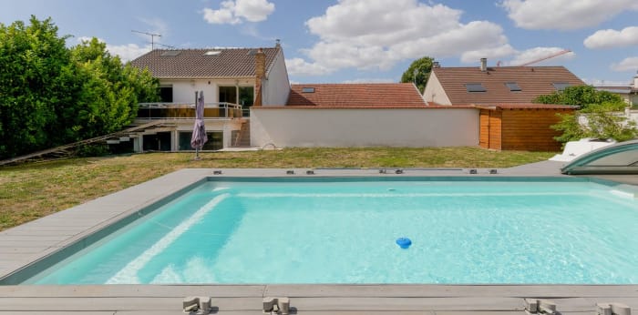 Image 13 sur 21 - Maison/villa  ·  Vente · Reims (51100) · 8 pièces · 145m²