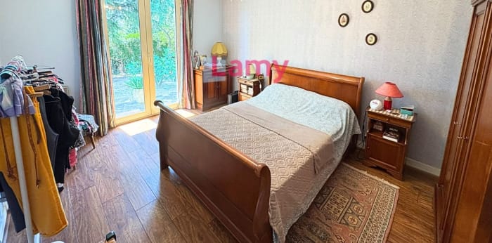 Image 5 sur 8 - Maison/villa  ·  Vente · Vicq Sur Breuilh (87260) · 7 pièces · 132m²