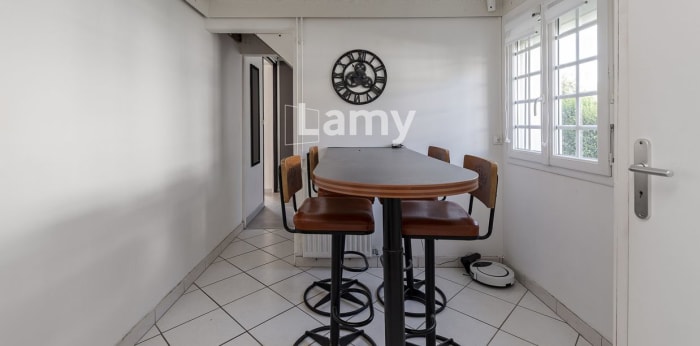 Image 5 sur 11 - Maison/villa  ·  Vente · Deville Les Rouen (76250) · 4 pièces · 100m²