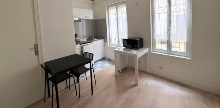 Image 4 sur 7 - Appartement  ·  Vente · Paris (75018) · 1 pièce · 14m²