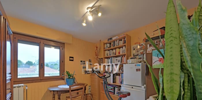 Image 6 sur 8 - Appartement  ·  Vente · Nimes (30000) · 4 pièces · 79m²