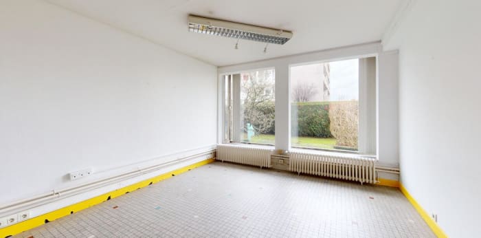 Image 4 sur 7 - Bureaux  ·  Vente · Vesoul (70000) · 4 pièces · 65m²